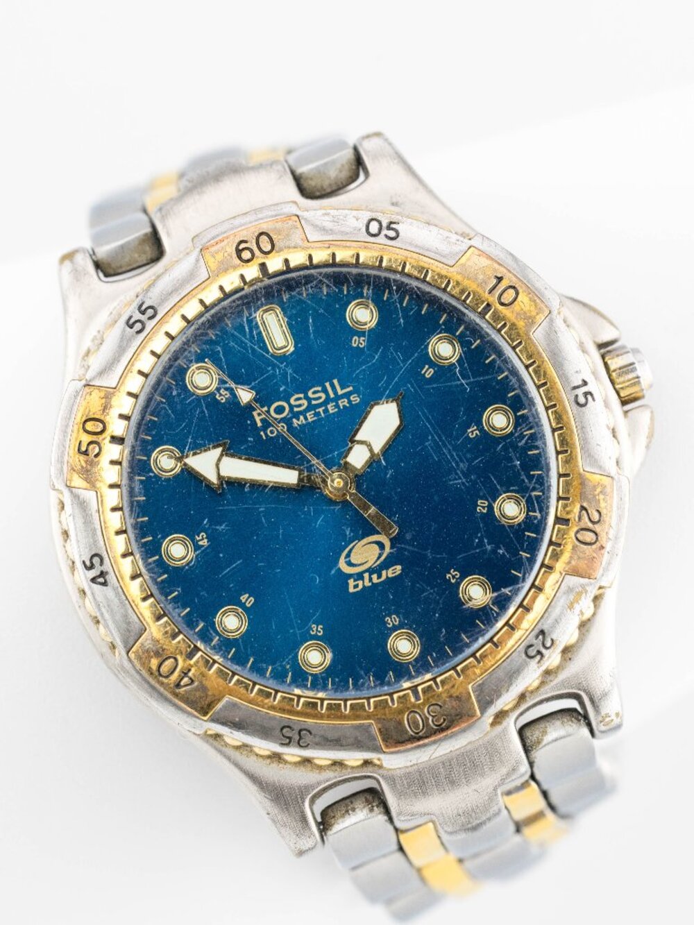 Fossil Blue AM-3250 Two Tone Blue Dial 100M Quartz Analog Men’s Fresh Battery